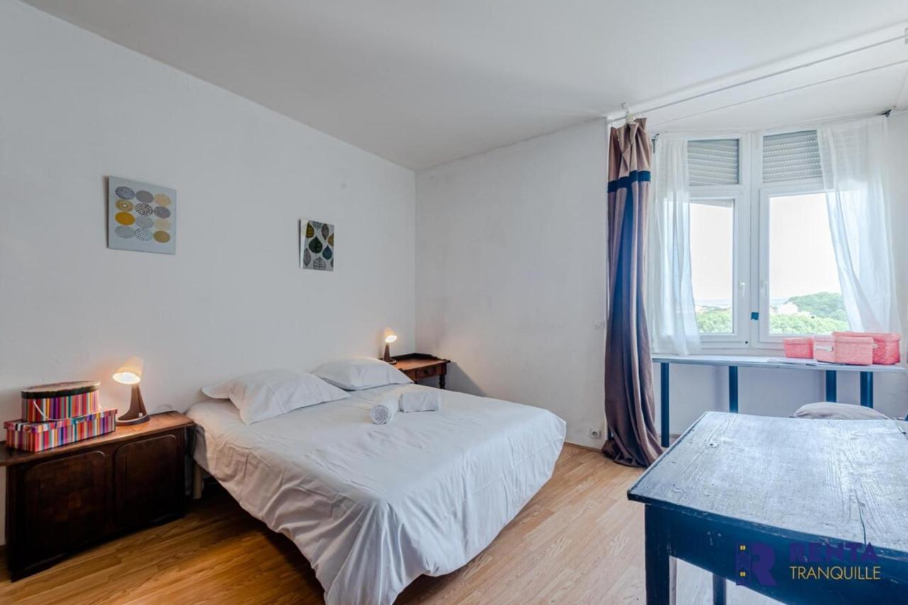 Sous Le Signe De L'Art Deco Vue Magnifique Apartment แปร์ปินญอง ภายนอก รูปภาพ